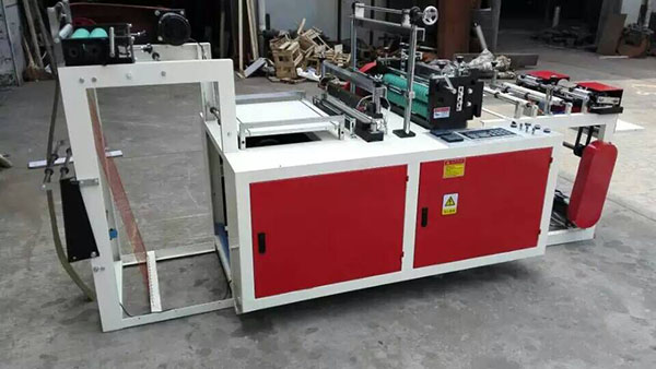 伺服垃圾袋制袋機(jī)